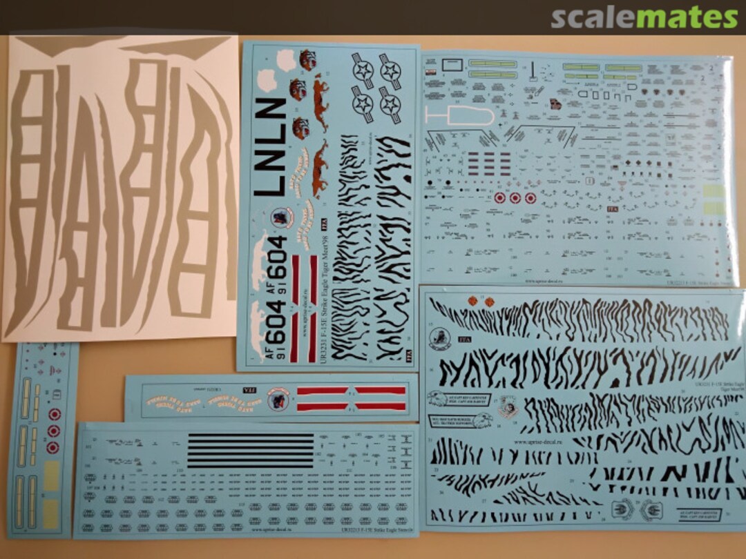 Contents UR3231 F-15E Strike Eagle Tigermeet'98 with stencils, removable film (FFA) UR3231 UpRise