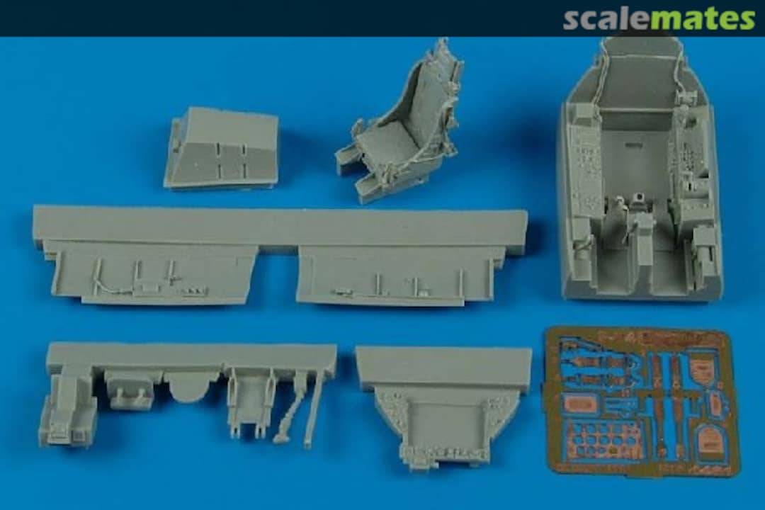 Boxart F-84F Thunderstreak cockpit set 4461 Aires