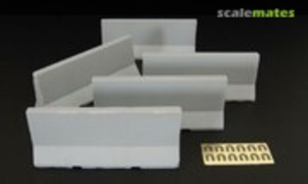 Modern Concrete Road Barriers (5 Pcs.) (Hauler HLC35006)