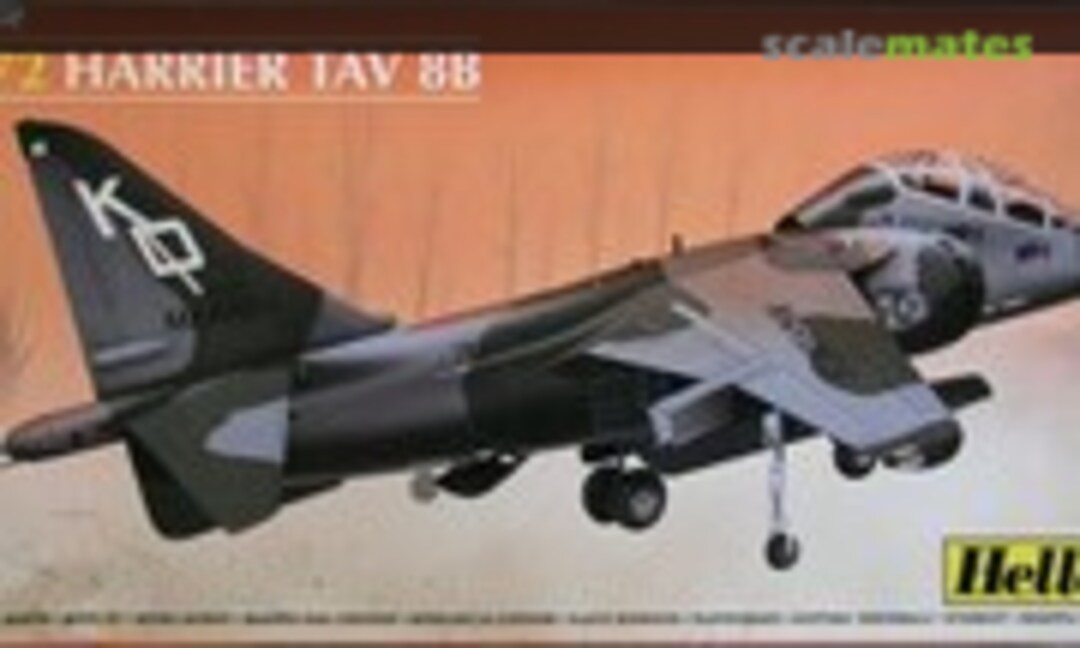 1:72 Harrier TAV 8B (Heller 80344)