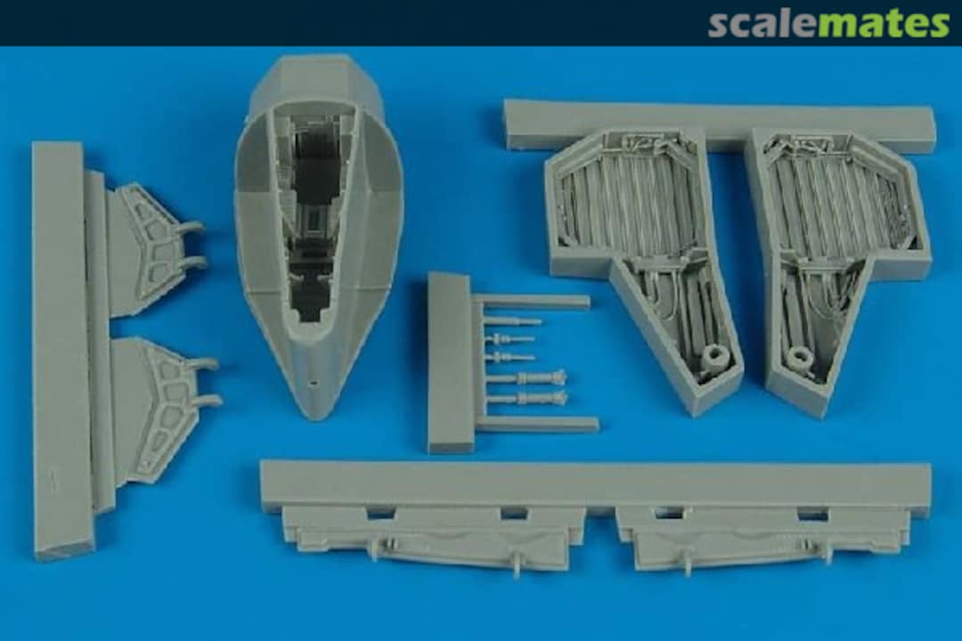 Boxart F-84F Thunderstreak wheel bay 4475 Aires