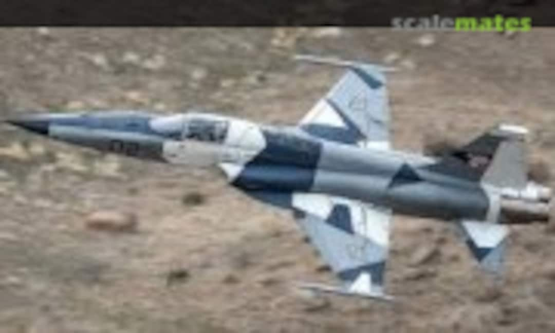 Private F-5AT Advanced Tiger Aggressor Training Aircraft (AFV Club 48116)