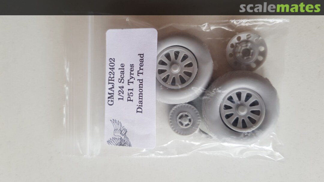 Boxart P-51 Tyres- Diamond Tread GMAJR2402 Grey Matter Figures