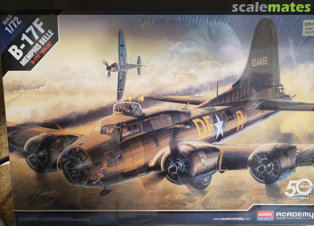 Boxart B-17F 12495 Academy