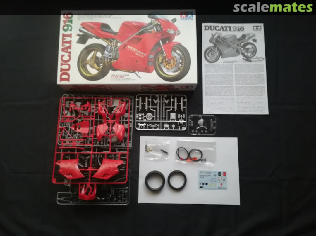 Contents Ducati 916 14068 Tamiya