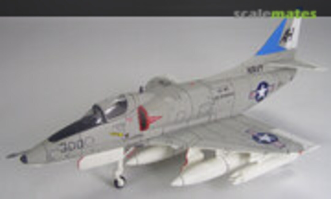 A-4E SKYHAWK (Hobby Master HA1403)