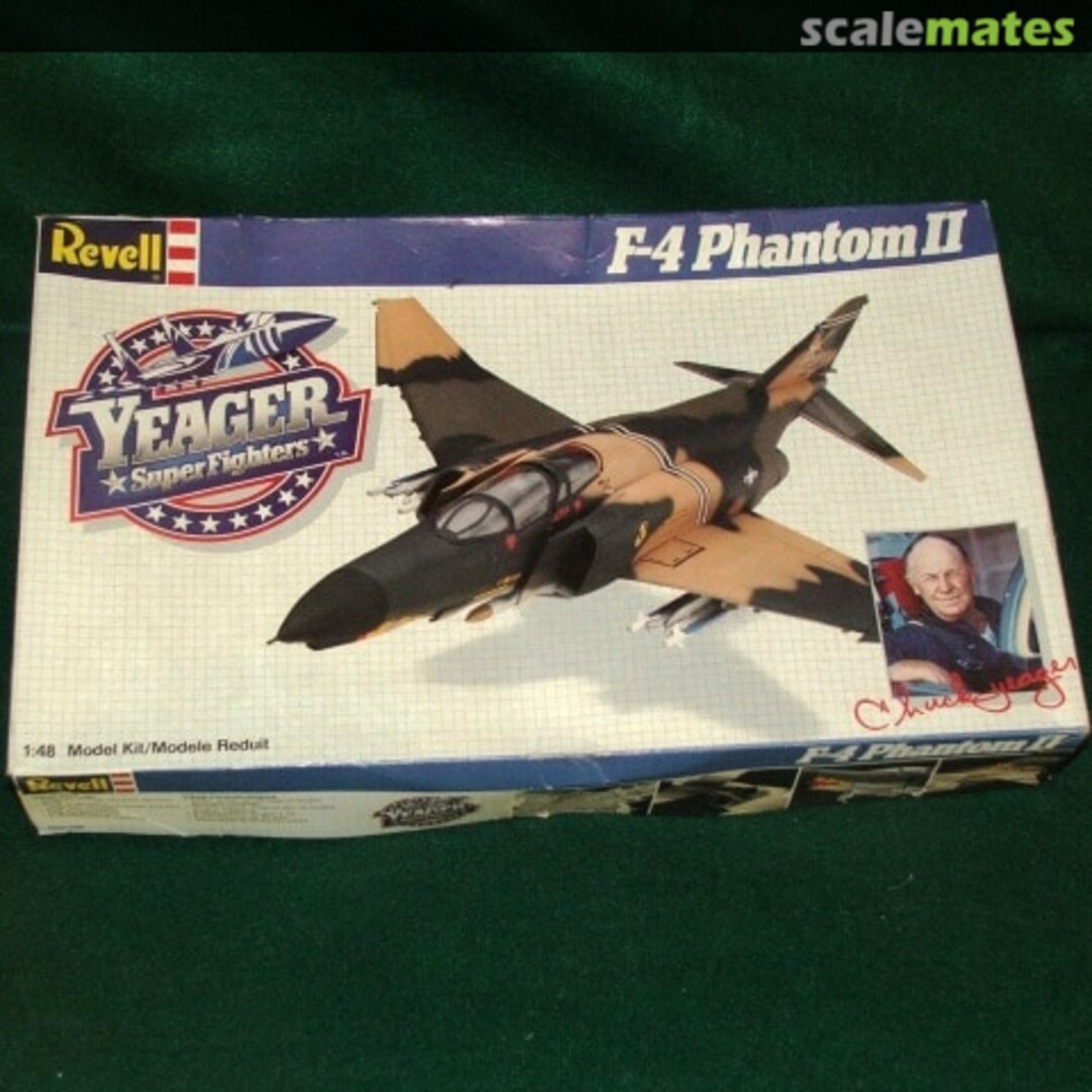 Boxart F-4 Phantom II  4563 Revell