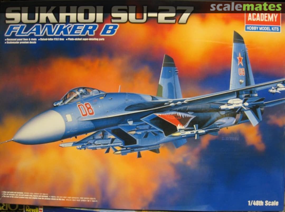 Boxart Sukhoi Su-27 Flanker B 02131 Academy