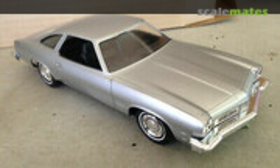 1:25 1975 Oldsmobile Cutlass (Jo-Han )