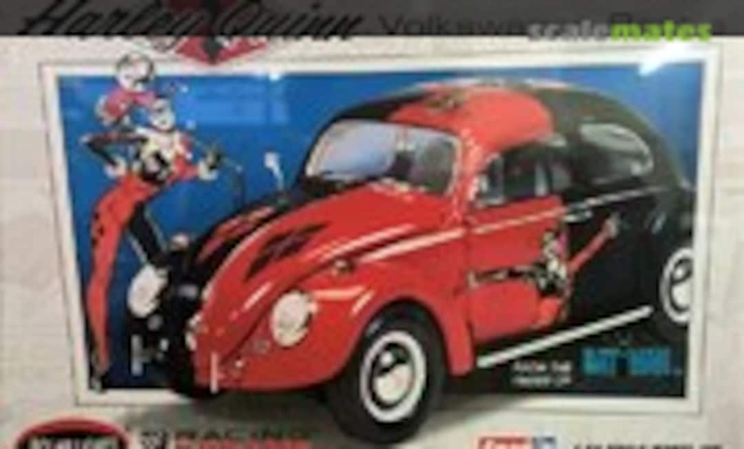 1:25 Harley Quinn Volkswagen Beetle (Polar Lights 944)