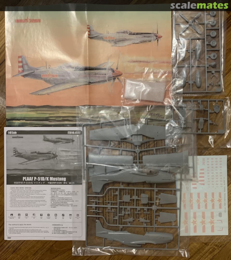 Contents PLAAF P-51D/K Mustang 85807 HobbyBoss