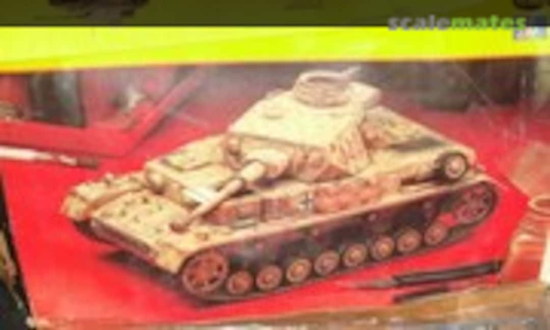 1:35 Panzer IV (Testors 808)