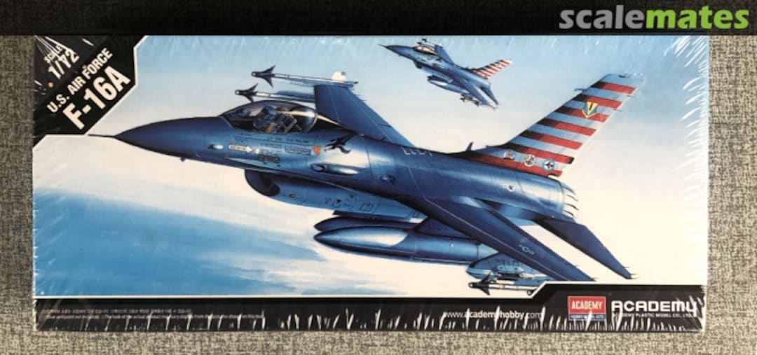 Boxart F-16A 12444 Academy