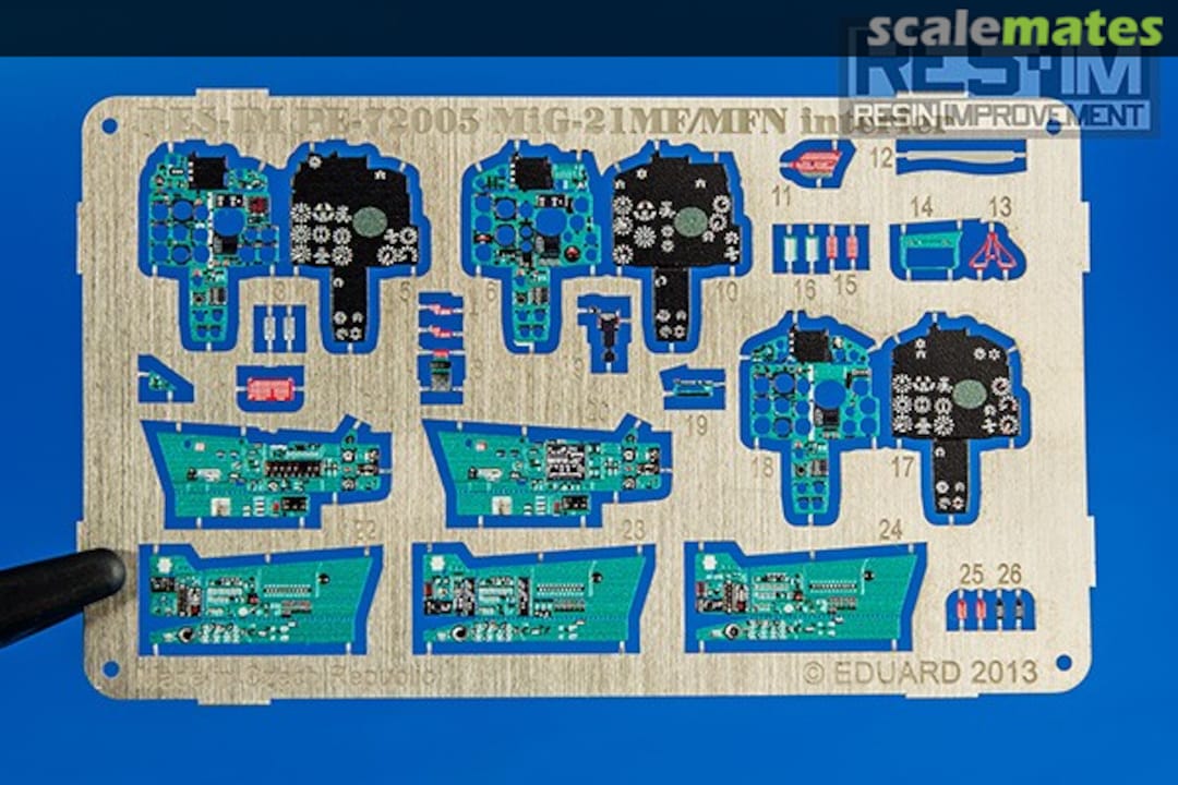 Boxart Interior PE72005 RES-IM