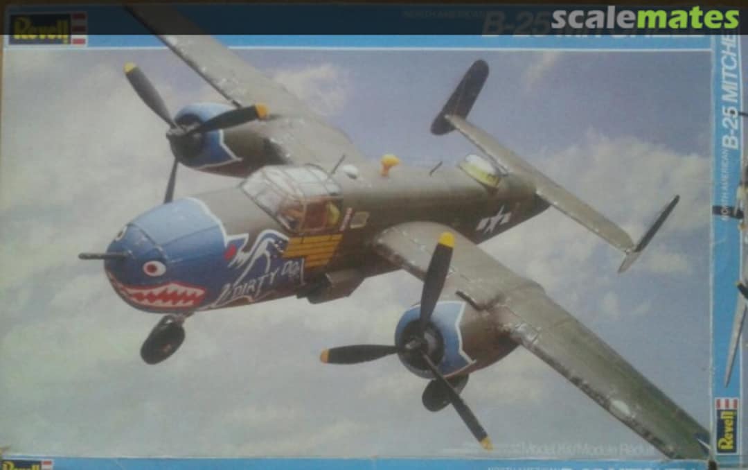 Boxart North American B-25 Mitchell 4585 Revell