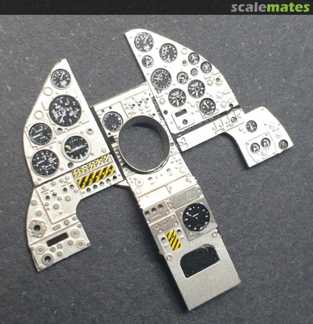 Boxart BAe Harrier GR.1/3 Instrument Panel [GR.1/GR.3/McDonnell-Douglas AV-8A] PE24VTOL Airscale