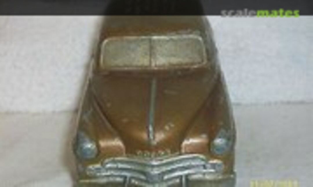 1:25 1950 Dodge Coronet Sedan (Banthrico  )