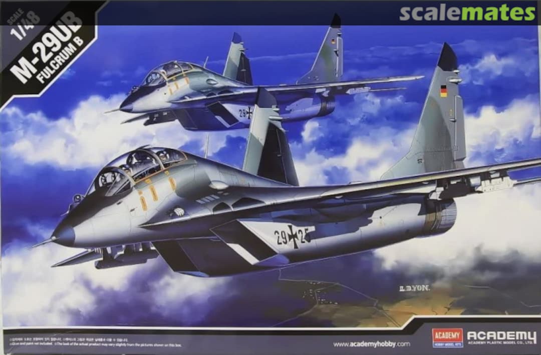 Boxart M-29UB Fulcrum B 12266 Academy