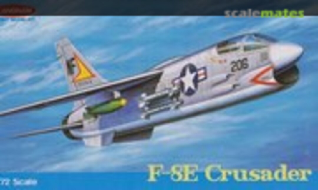 1:72 F-8E Crusader (Kangnam 7124)