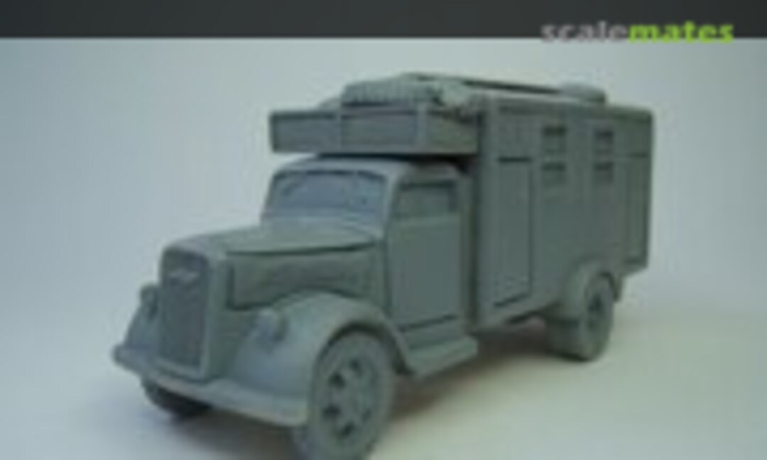 1:72 Opel Blitz Radio Ambulance Truck (Fortress Models FMR004)