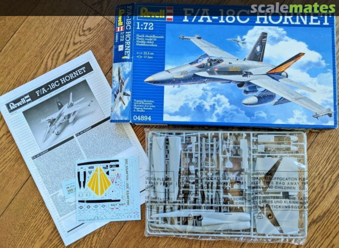 Contents F/A-18C Hornet 04894 Revell