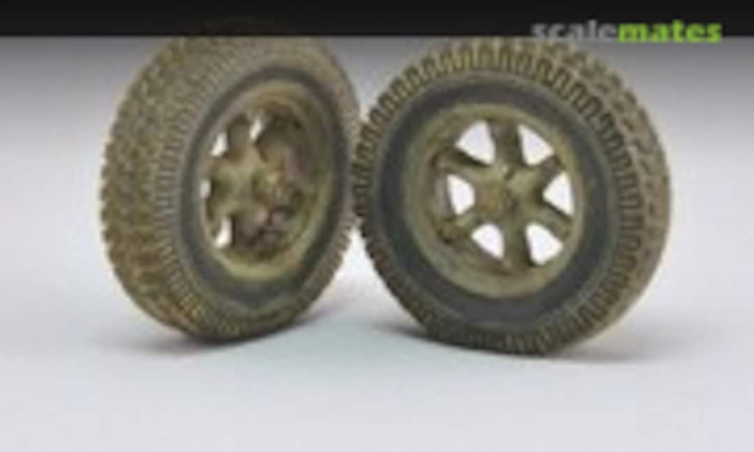 1:35 Sd. Kfz. 7 weighted wheels (Royal Model 587)