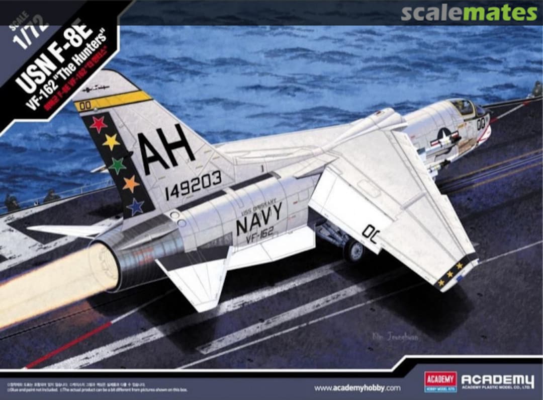 Boxart F-8E Crusader 12521 Academy