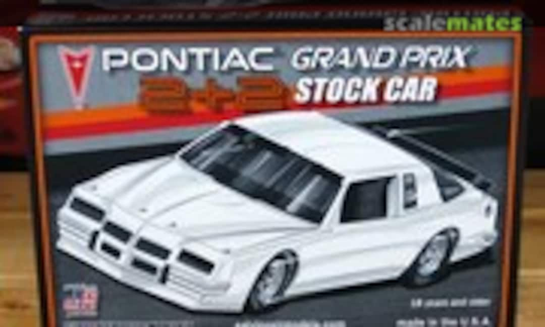 1:24 Pontiac Grand Prix 2+2 (Salvinos JR Models MDGP1986)