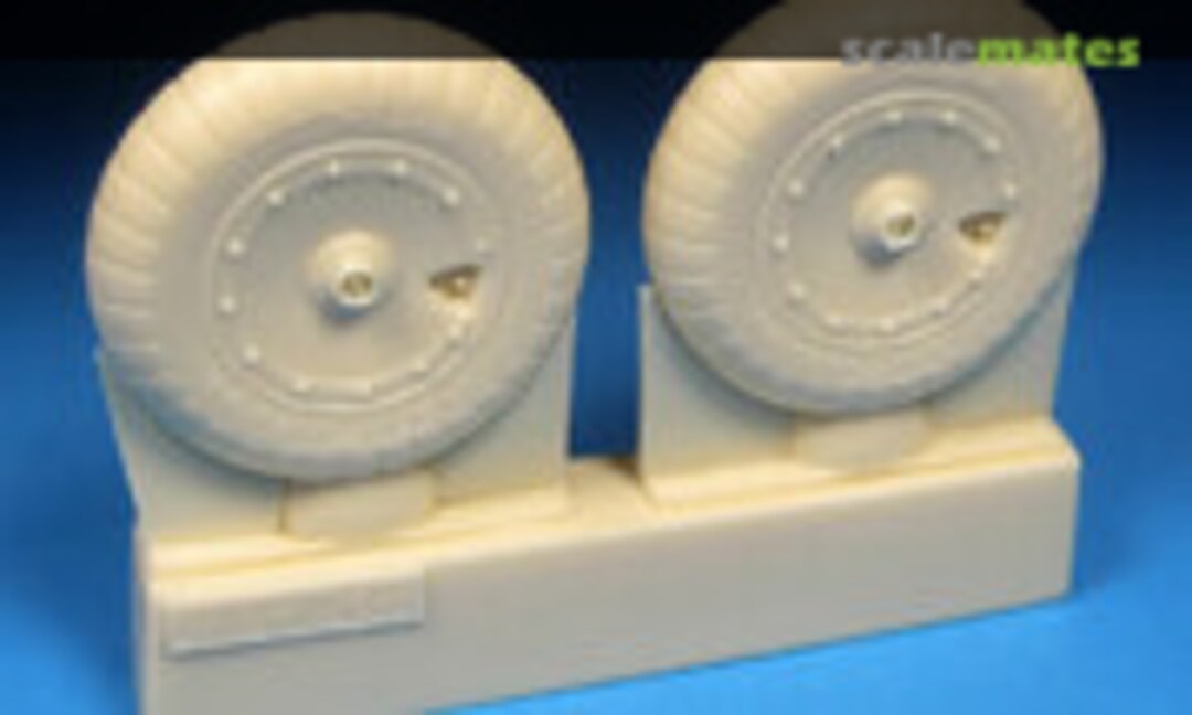 1:32 Fw 190A-6 thru A-9, F, D Mainwheels (Barracuda Studios BR32358)