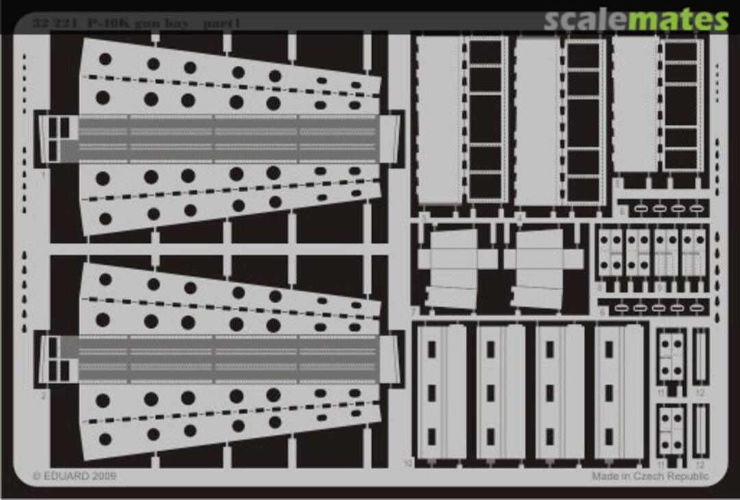 Boxart P-40K gun bay 32221 Eduard