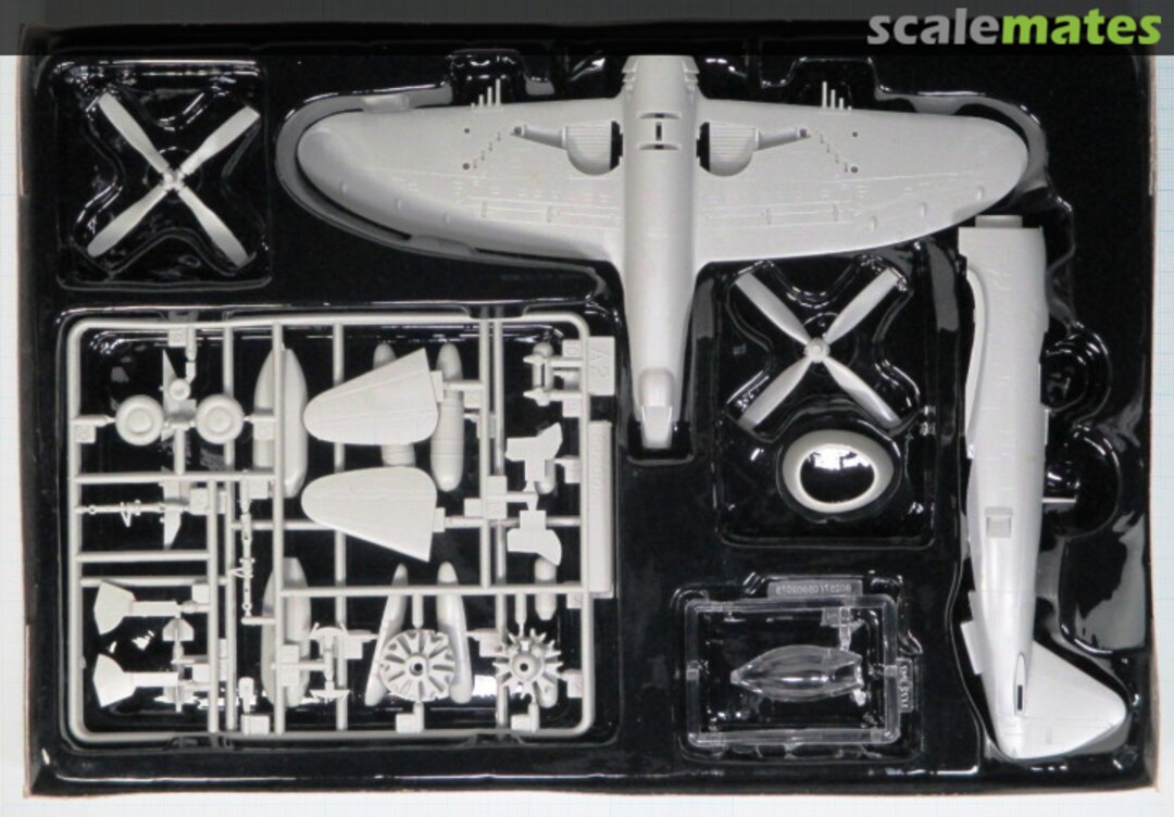 Contents P-47D "Thunderbolt" 80257 HobbyBoss