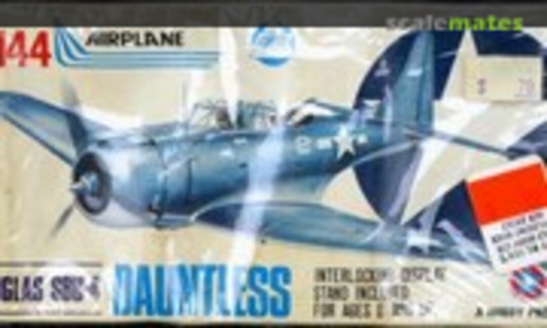 1:144 Douglas SBD-4 Dauntless (AHM K-418)