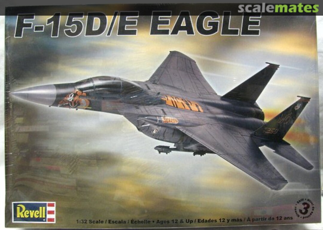 Boxart F-15D/E Eagle 85-5715 Revell