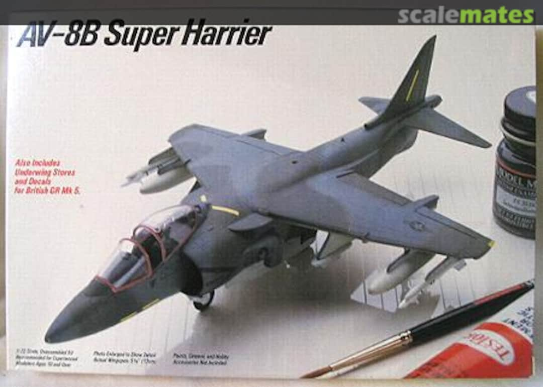 Boxart AV-8B Super Harrier 688 Testors/Italeri