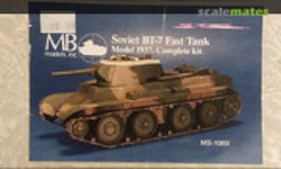 1:35 Soviet BT-7 Fast Tank Model 1937 (MB Models MB-1089)