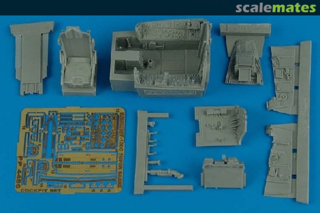 Boxart F-100C Super Sabre cockpit set 4456 Aires