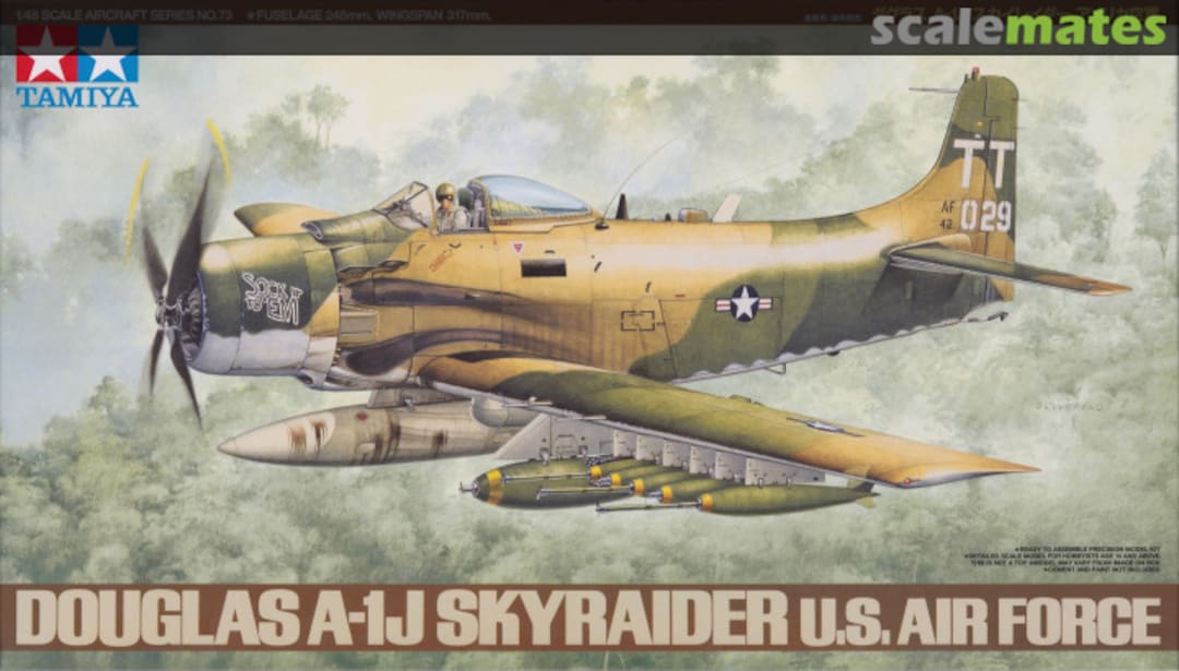 Boxart Douglas A-1J Skyraider 61073 Tamiya