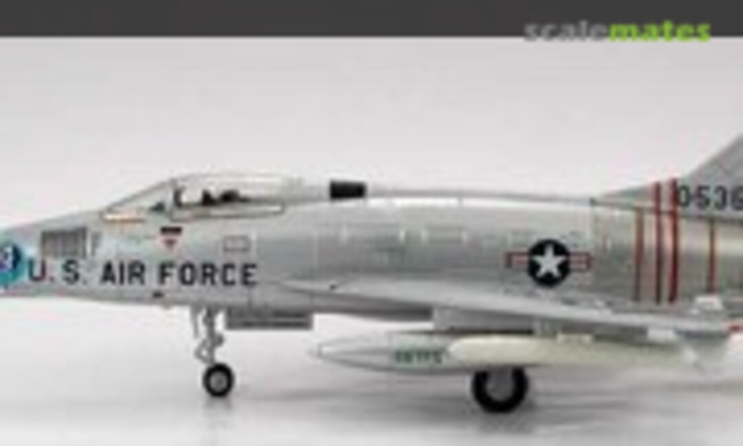 North American F-100D Supersabre, 27th TFW / 416th TFS Bien Hoa, RVN, July 1966 &quot;Lt. Col. Harold Comstock&quot; (Hobby Master HA2101)