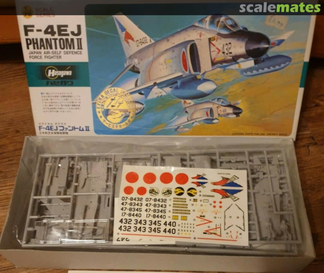 Contents F-4EJ Phantom II E4 Hasegawa