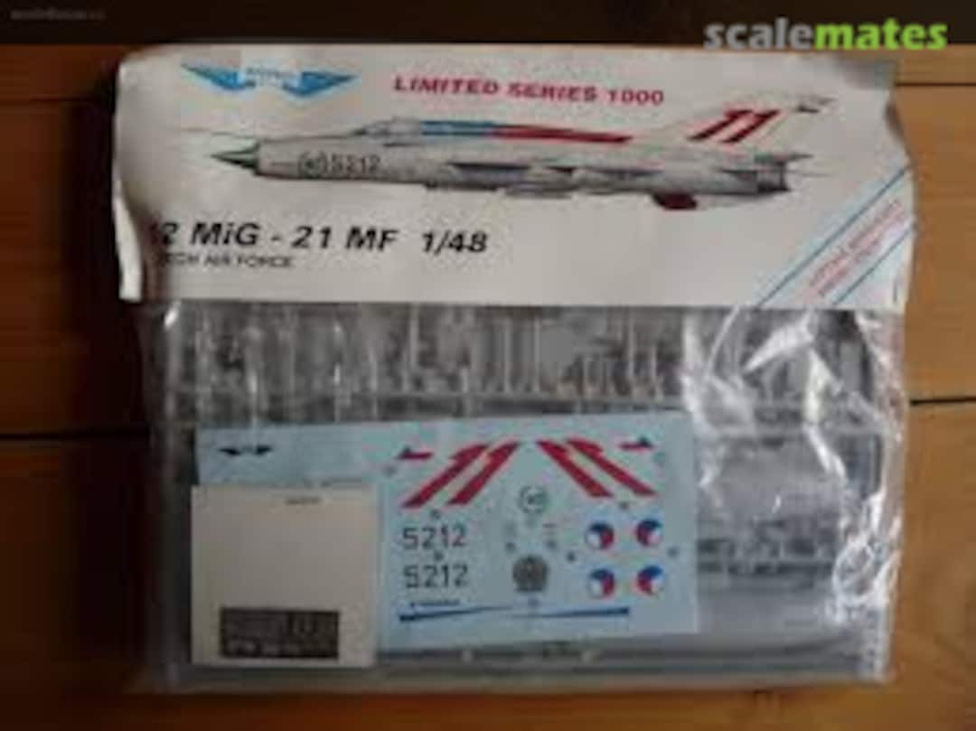 Boxart MiG-21MF 12 AEROTEAM