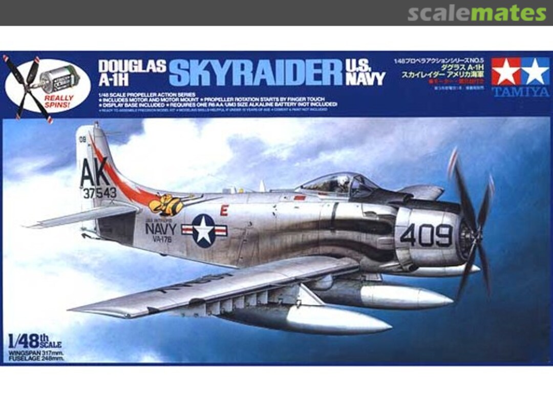 Boxart Douglas A-1H Skyraider U.S. Navy 61505 Tamiya