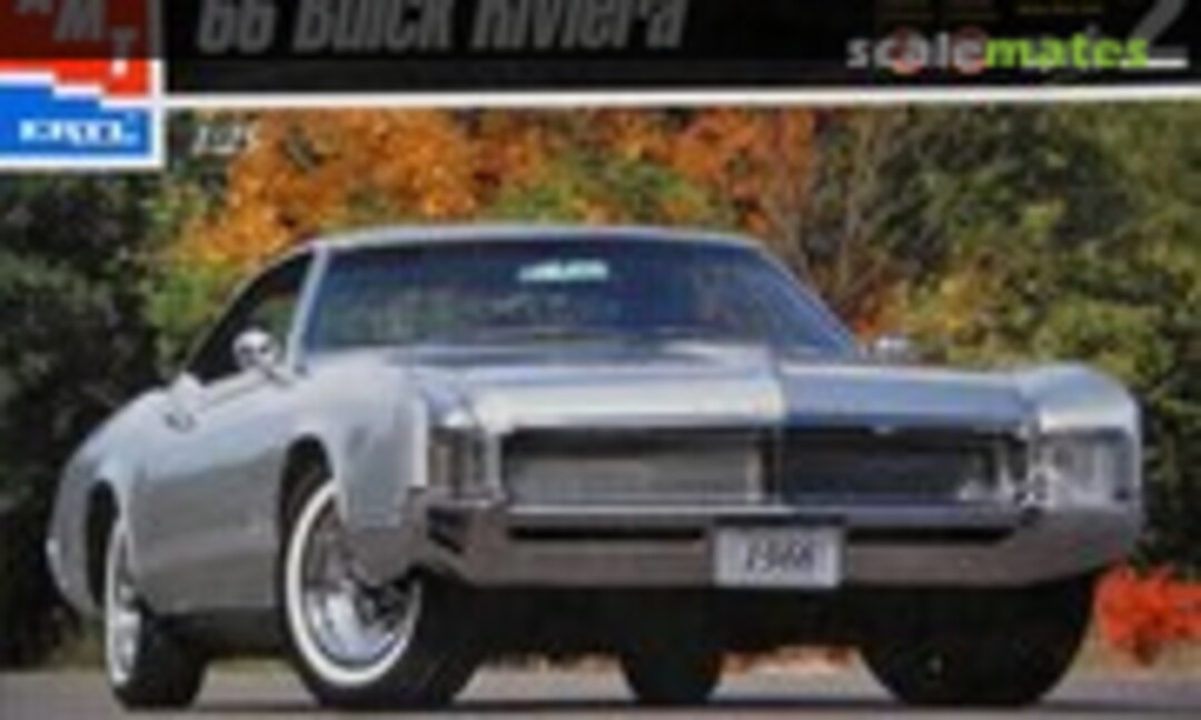 1:25 1966 Buick Riviera (AMT/ERTL 30083)